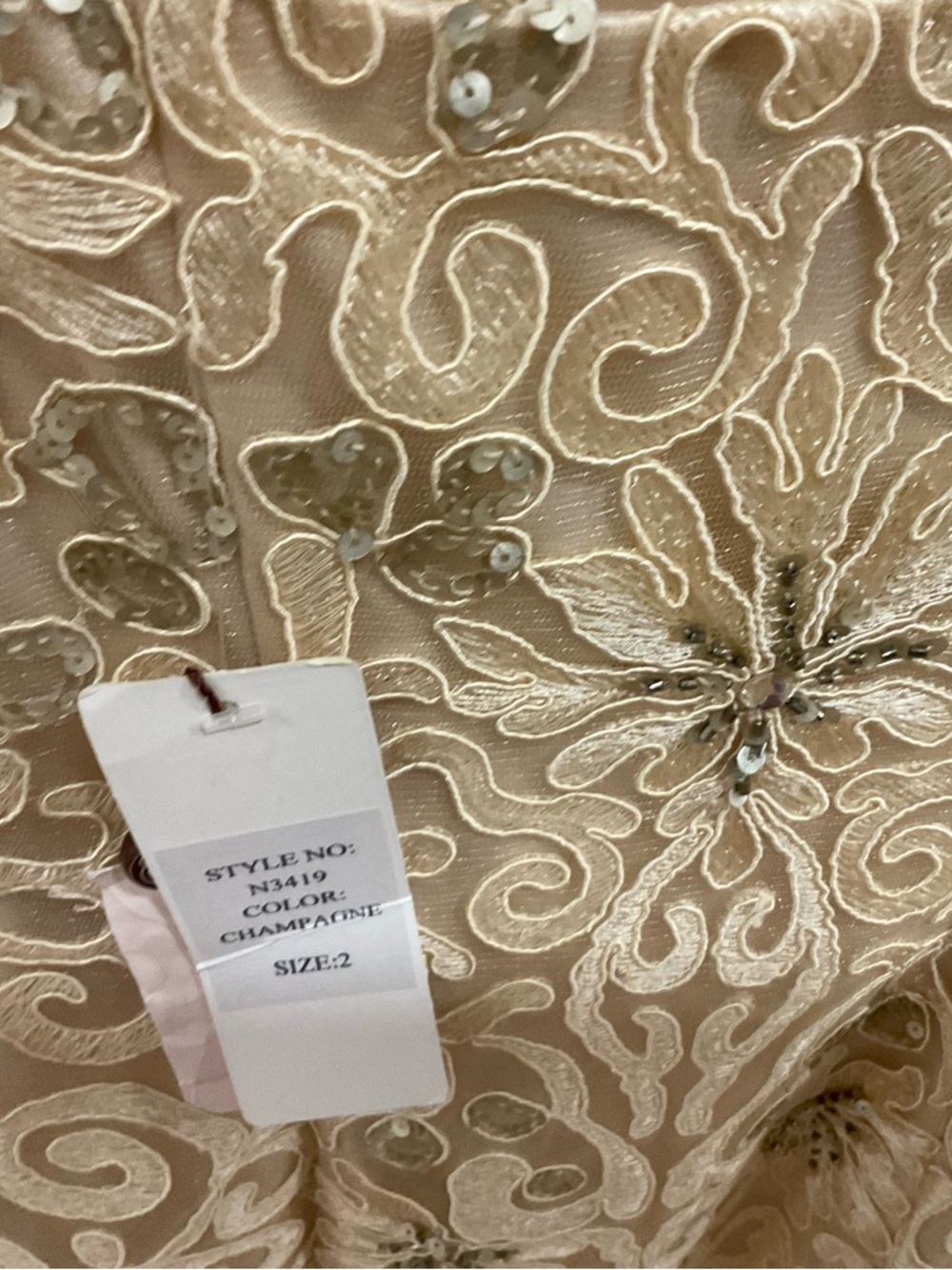 Sue Wong, Embellished Champagne Lace Sheath Dress, Size 2 - Picture 8 of 9